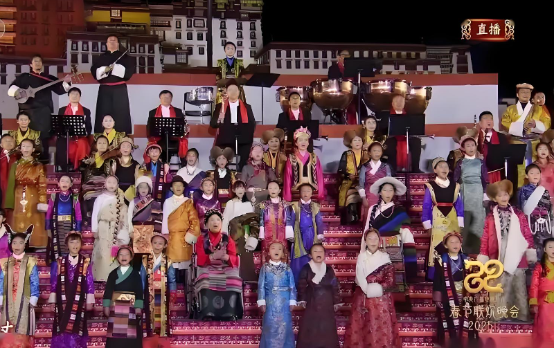 总台春晚喜庆开场！。，，bevictor伟德官网长伴26载“屏”实力出圈