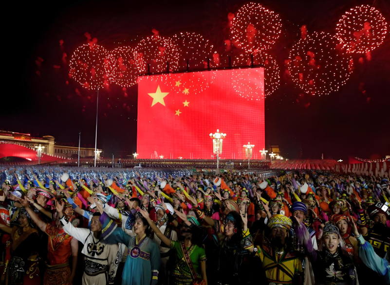 从广场到观礼台：LED显示屏怎样点亮阅兵盛典？？？